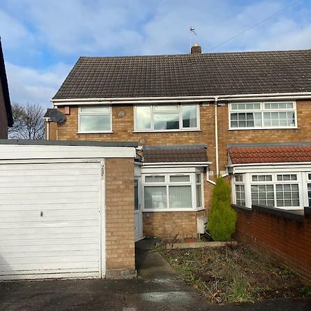 Cozy 4 Bedroom House In Smethwick With 4 Bathrooms Perfect For Contractors And Families Birmingham Esterno foto