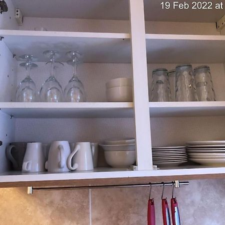 Cozy 4 Bedroom House In Smethwick With 4 Bathrooms Perfect For Contractors And Families Birmingham Esterno foto